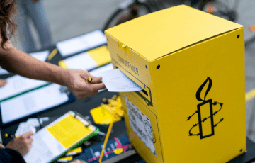 Amnesty International в Україні шукає копірайтера/ку-перекладача/ку для роботи над проєктом Марафону написання листів 2021